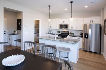 Recessed & custom pendant lighting